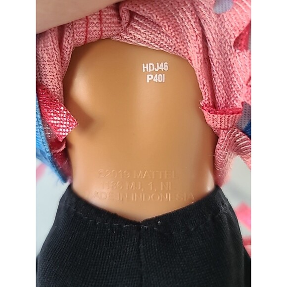 Mattel Malibu Barbie Doll 2019 - Picture 10 of 10